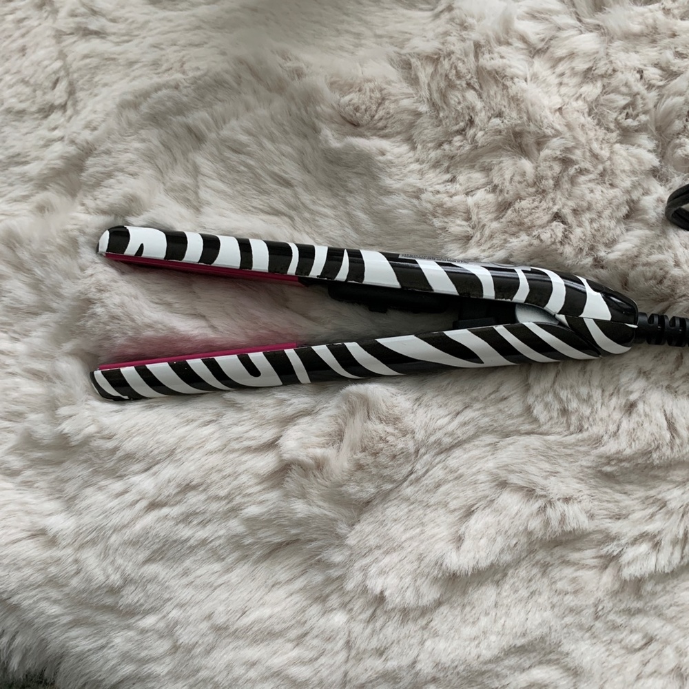 Zoe Mini Travel Zebra Striped Flat Iron - Picture 3 of 9